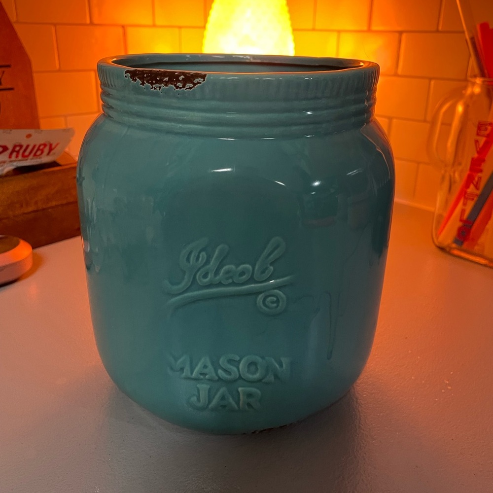 Cooking utensil holder. Blue mason jar. 7.5 inches tall.